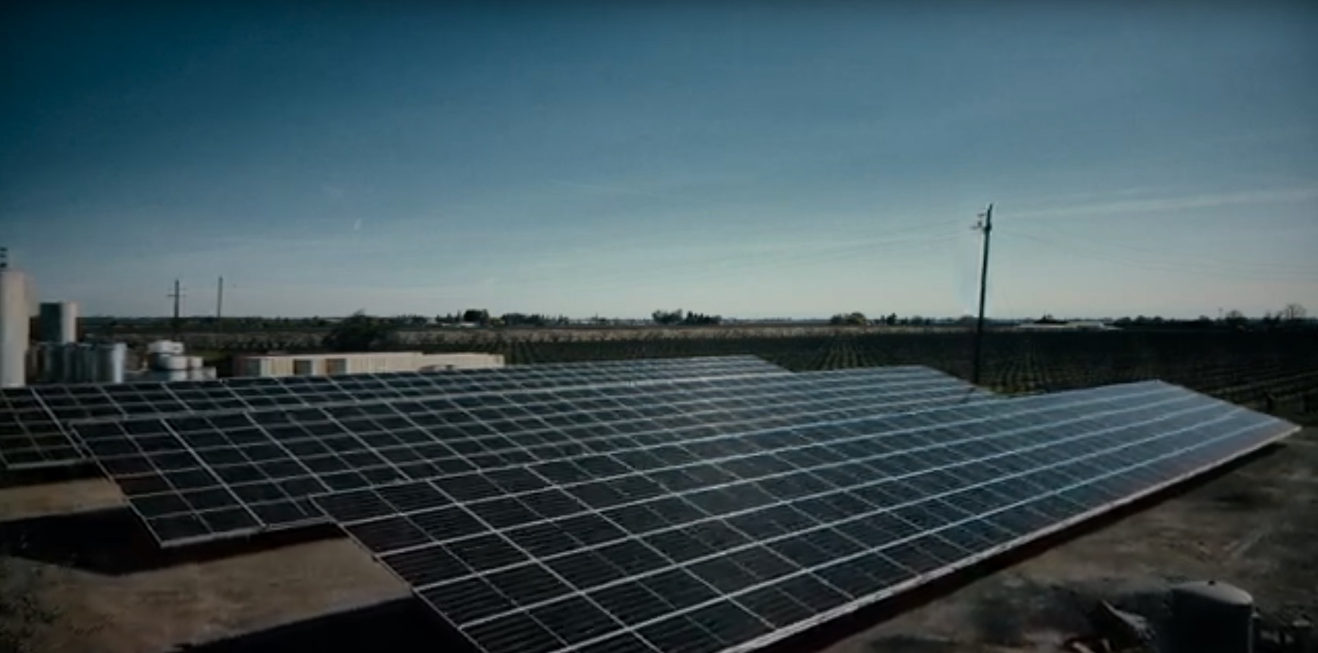 What Factors Affect The Performance of Photovoltaic Arrays?